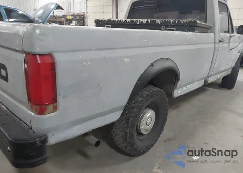 1990 Ford F150 z USA, uszkodzony, nr VIN 1FTDF15Y0LKA92868